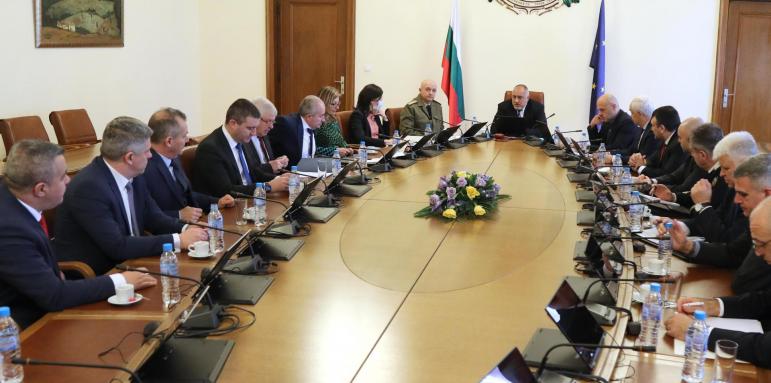 Важно: Помощ за всички първолаци и осмокласници